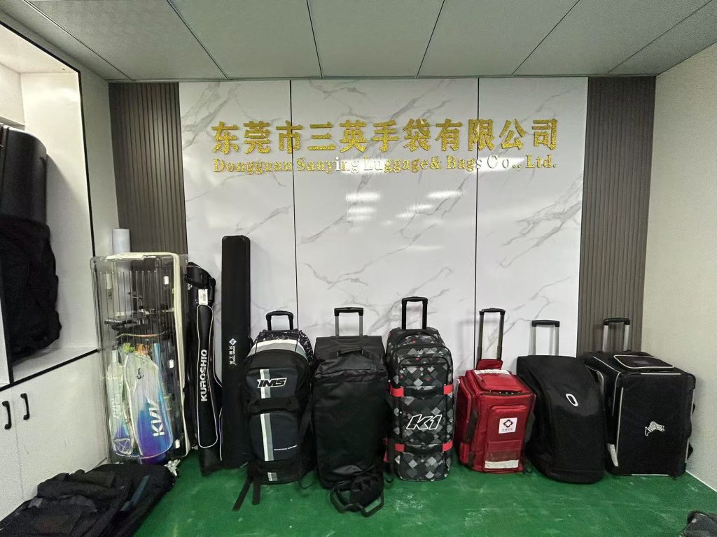 Sanying Bags factory showroom and workshop in Dongguan
